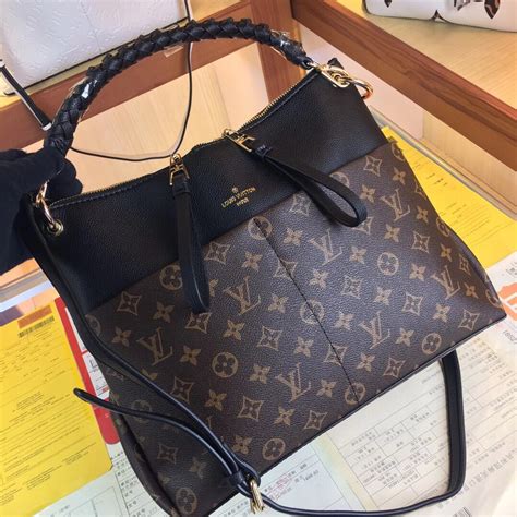 cheap leather louis vuitton handbags|louis vuitton handbags inventory.